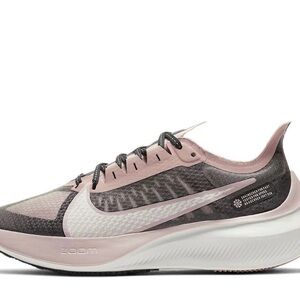 Nike Zoom Gravity women's running shoe -7.5